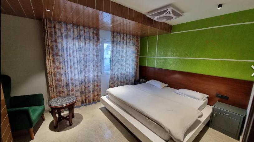 Deep Hotel Mussoorie Buitenkant foto