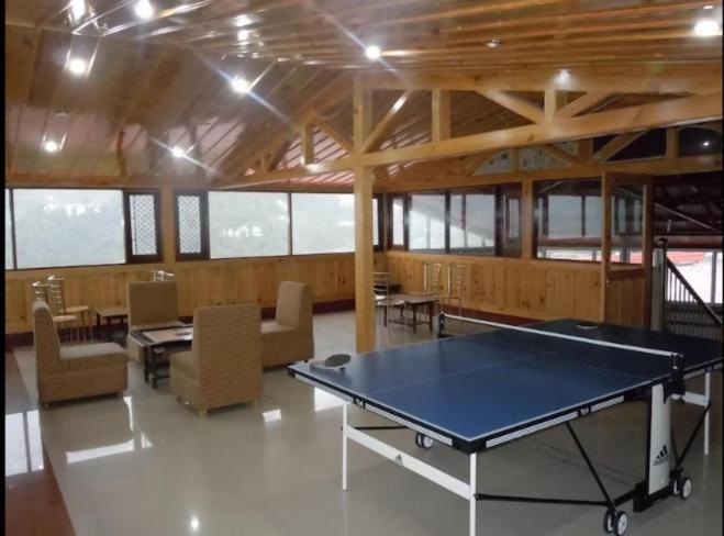 Deep Hotel Mussoorie Buitenkant foto