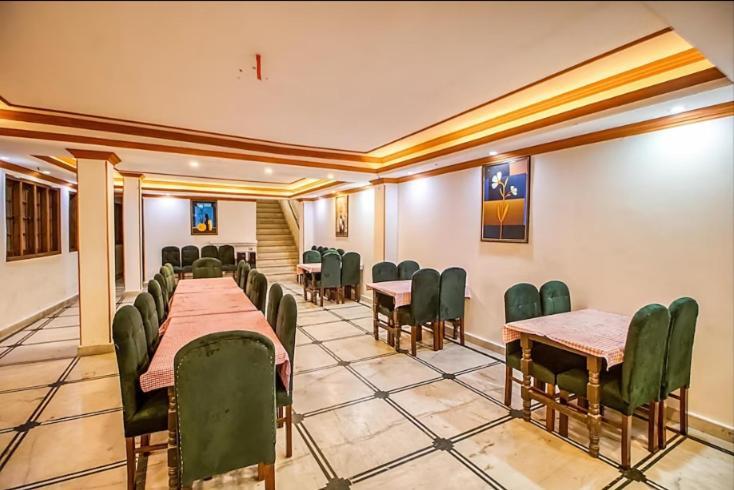 Deep Hotel Mussoorie Buitenkant foto