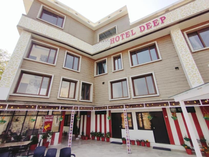 Deep Hotel Mussoorie Buitenkant foto