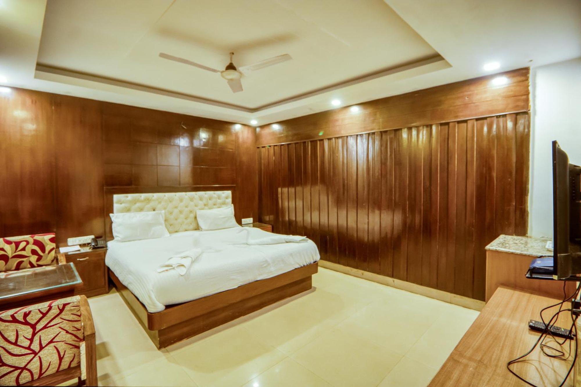 Deep Hotel Mussoorie Buitenkant foto