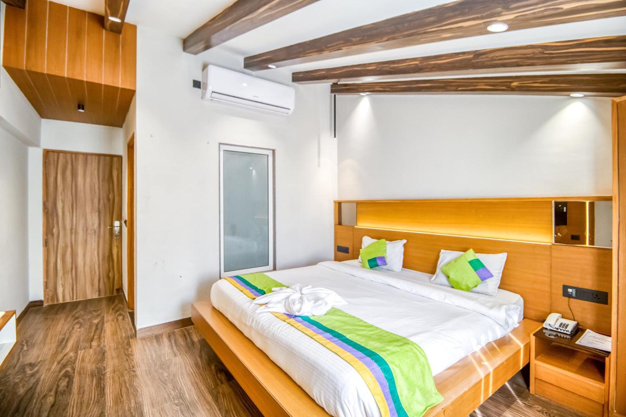 Deep Hotel Mussoorie Buitenkant foto