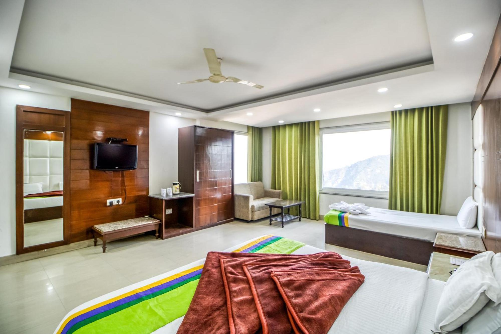 Deep Hotel Mussoorie Buitenkant foto